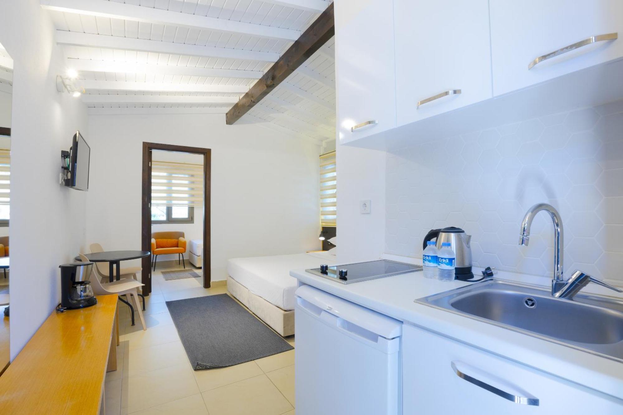 Aegean Apartments - Bungalows Alaçatı Esterno foto